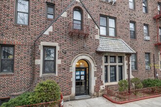 1414 E 14th St in Brooklyn, NY - Building Photo - Building Photo