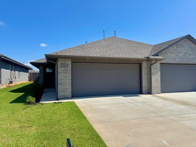 905 Coles Creek in Yukon, OK - Building Photo