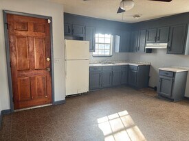 2613 12th Ave N in Bessemer, AL - Building Photo