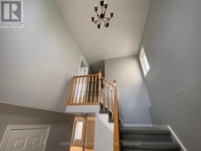 664 Columbia Forest Blvd in Waterloo, ON - Building Photo - Building Photo