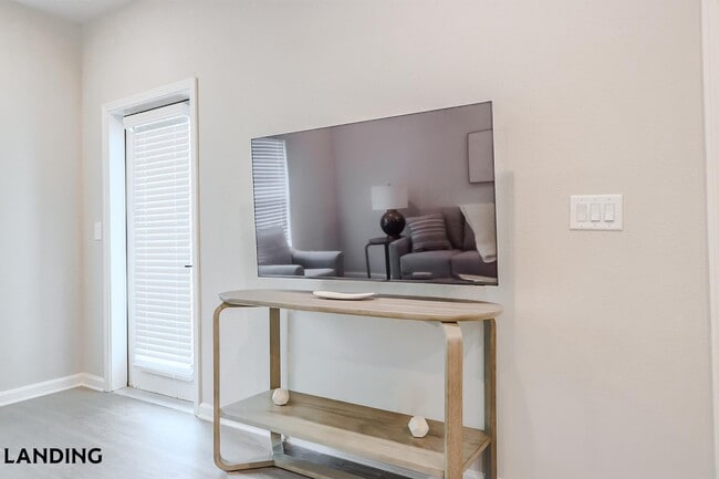 1650 Harris Hill Rd, Unit 07-7305 in San Marcos, TX - Foto de edificio - Building Photo