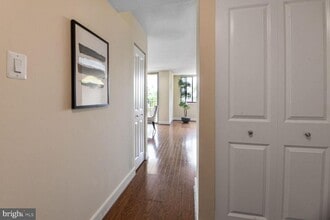 1220 Blair Mill Rd in Silver Spring, MD - Building Photo - Building Photo