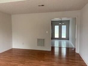 2225 Sonoma Pl in Lexington, KY - Building Photo - Building Photo