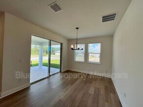 1117 British Cir in Daytona Beach, FL - Building Photo - Building Photo