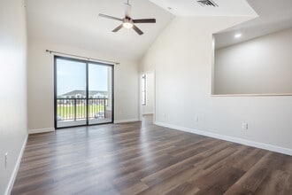 Pewits Landing 2 LLC in Baraboo, WI - Foto de edificio - Interior Photo