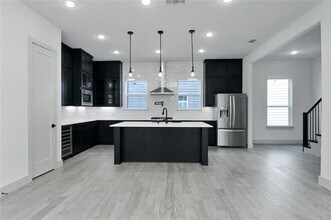 2511 Carolwood Ln in Dallas, TX - Building Photo - Building Photo