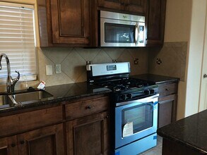 13647 Padgett Dr in Sugar Land, TX - Building Photo - Building Photo