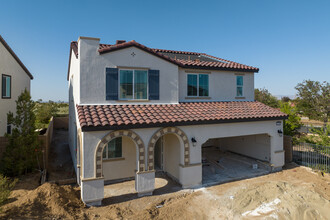 10208 Jennifer Ave in Hesperia, CA - Foto de edificio - Building Photo