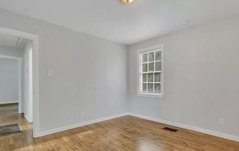 2309 Lorraine Dr in Savannah, GA - Building Photo - Building Photo