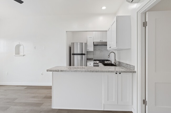 Villa De Buenavista in Ventura, CA - Foto de edificio - Building Photo