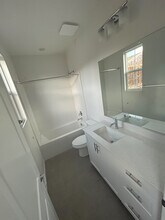 2322 Columba Gln in Escondido, CA - Building Photo - Building Photo