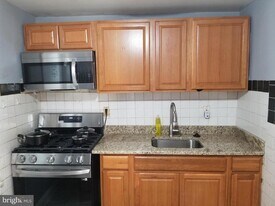 11 Whist Pl in Capitol Heights, MD - Building Photo