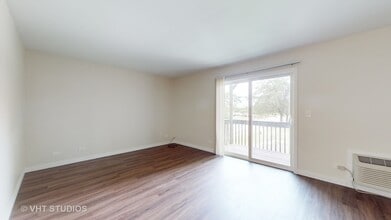 29W542 Country Ridge Dr in Warrenville, IL - Building Photo - Building Photo