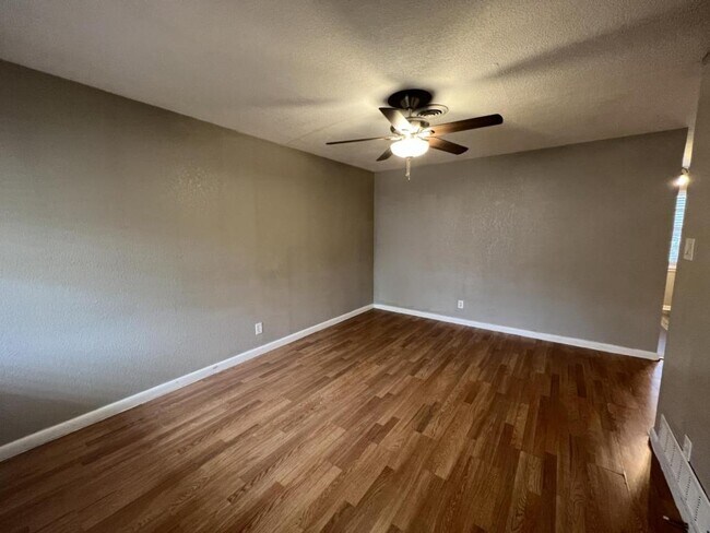 806 Sandy Ct in Copperas Cove, TX - Building Photo - Building Photo