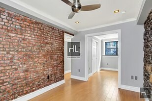 W 97TH ST. in New York, NY - Building Photo