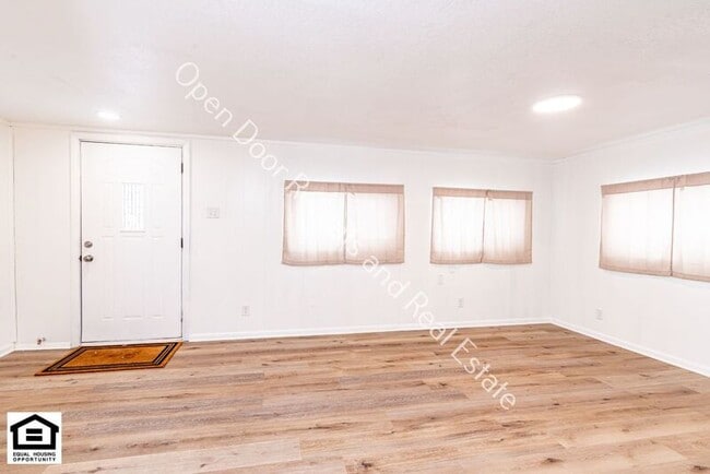 property at 209 S Ijams St