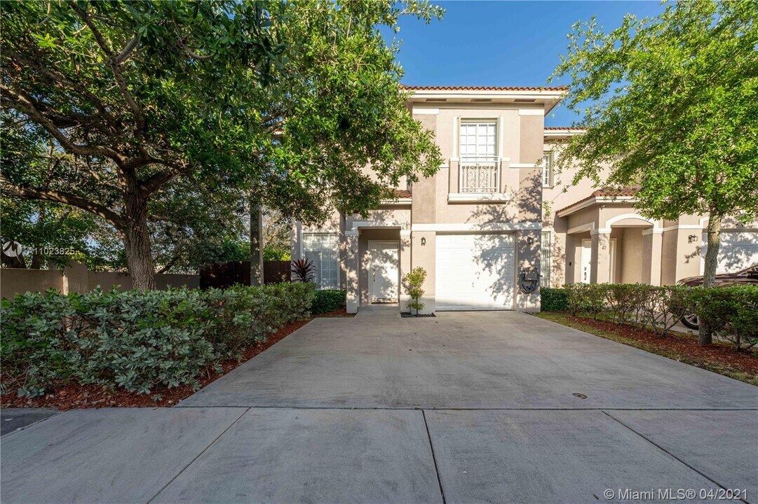 14612 SW 38th St-Unit -11 in Miami, FL - Building Photo