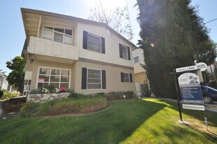 14830 Dickens St in Los Angeles, CA - Building Photo