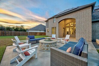 2124 Cotton Farm Trl in Leander, TX - Building Photo - Building Photo