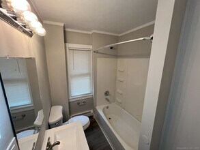 174 Lamson St in West Haven, CT - Building Photo - Building Photo