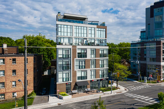 Hunt Club Terrace in Toronto, ON - Building Photo - Building Photo