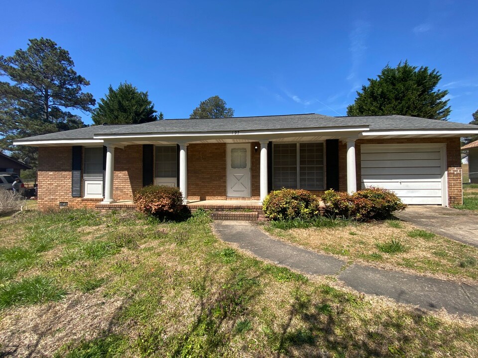 197 Merlin Dr in Athens, GA - Building Photo