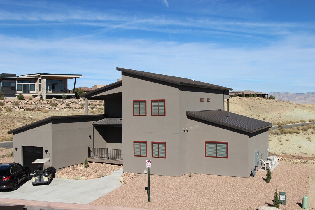2397 Nicos Trl in Grand Junction, CO - Building Photo