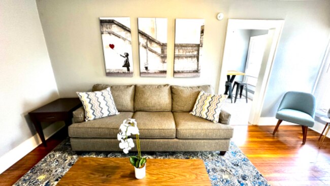 4405 Woodside St, Unit 4 in Houston, TX - Building Photo - Building Photo