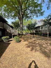 3824 Country Club Rd in Winston-Salem, NC - Building Photo - Building Photo