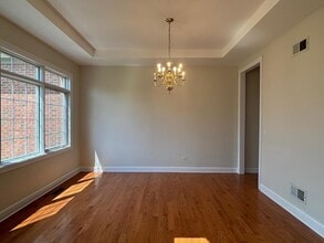 8420 Redtail Dr in Village Of Lakewood, IL - Building Photo - Building Photo