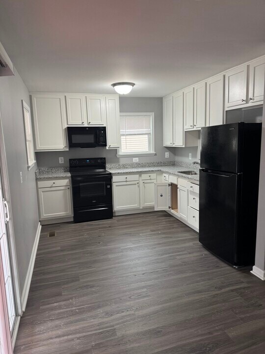 7199 Cunning Cir in Middle River, MD - Building Photo