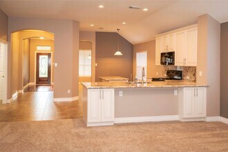 13715 Cypresswood Crossing Blvd in Houston, TX - Building Photo - Building Photo