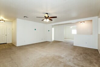 3108 W Lucia Dr in Phoenix, AZ - Building Photo - Building Photo