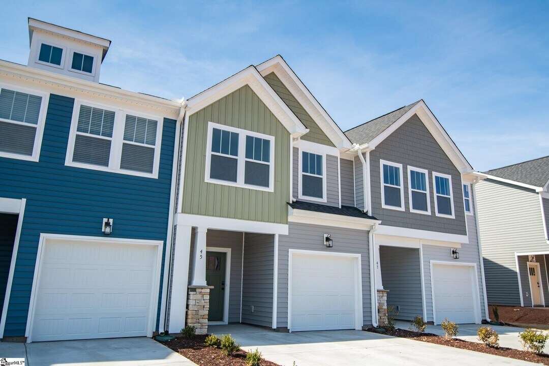 45 Mardale Ln in Greenville, SC - Foto de edificio