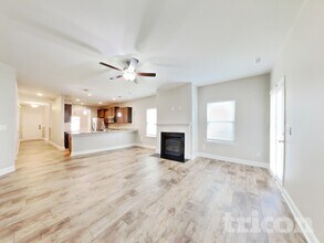 113 Boomer St in Benson, NC - Foto de edificio - Building Photo