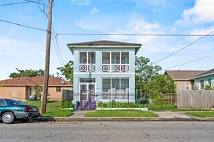 1014 31st St in Galveston, TX - Building Photo