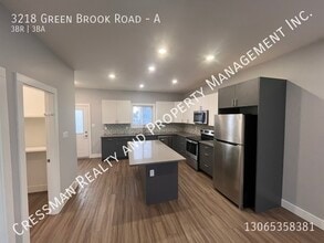 3218 Green Brook Rd in Regina, SK - Building Photo - Building Photo