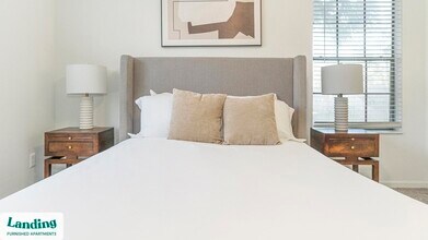 10263 Whispering Forest Dr, Unit 1009 in Jacksonville, FL - Building Photo - Building Photo