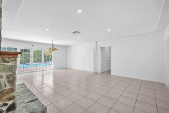 1525 Trevino Ave in Coral Gables, FL - Building Photo - Building Photo