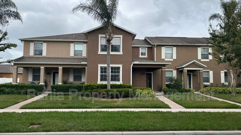 5743 New Independence Pkwy in Winter Garden, FL - Building Photo