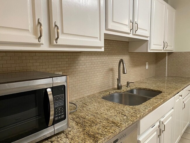 255 North Rd, Unit xx in Chelmsford, MA - Foto de edificio - Building Photo