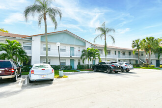 Forest Park Condominium Portfolio in Coral Springs, FL - Building Photo - Building Photo