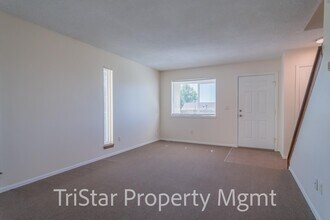 3266 Vail Pass Dr in Colorado Springs, CO - Building Photo - Building Photo