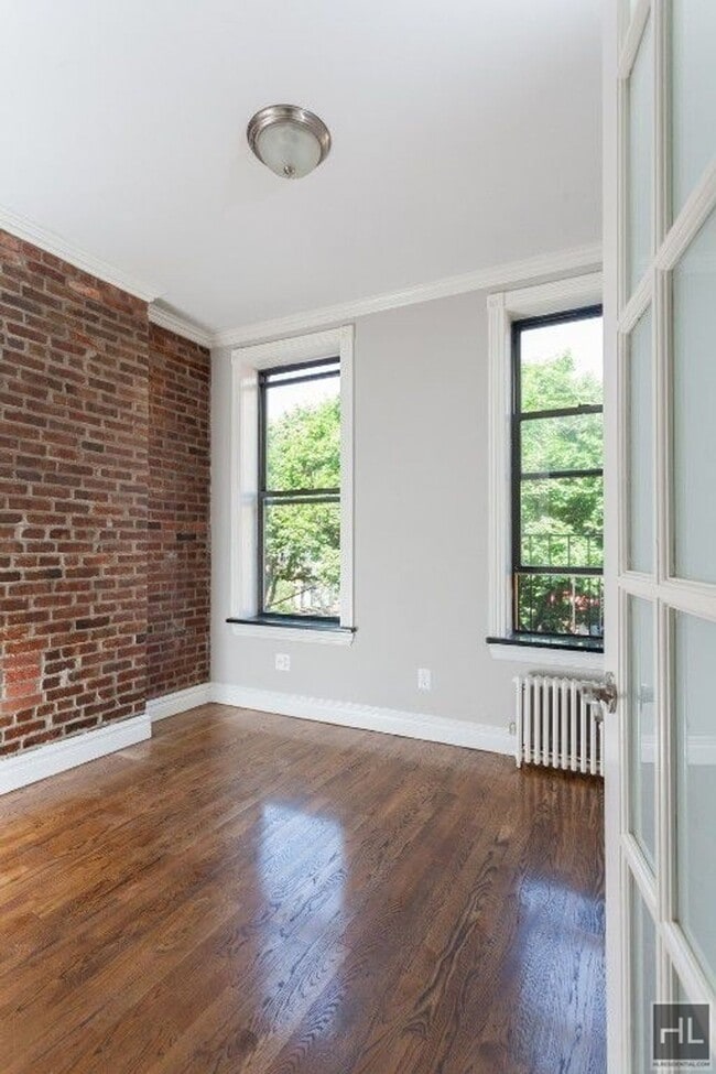 MOTT ST., Unit 12 in New York, NY - Foto de edificio - Building Photo