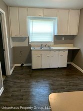 6154 Commodore Dr in Indianapolis, IN - Building Photo - Building Photo