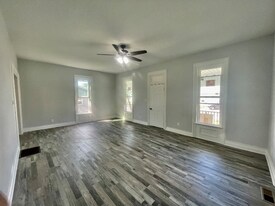 514 Woodland Ave in Van Wert, OH - Building Photo