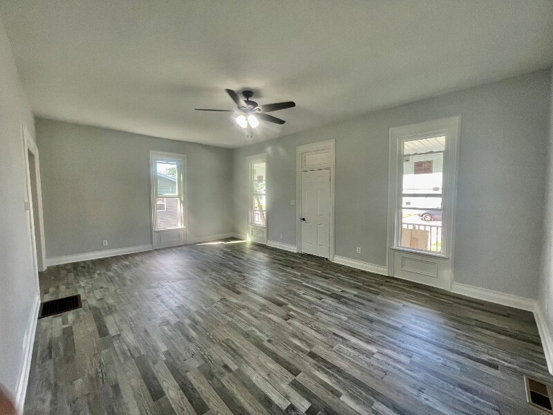 514 Woodland Ave in Van Wert, OH - Foto de edificio