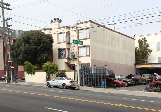 996 S Van Ness Ave in San Francisco, CA - Building Photo - Building Photo