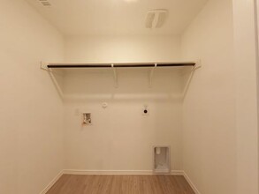 714 Paul Cyn in San Antonio, TX - Building Photo - Building Photo