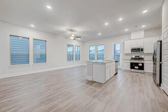 13410 Sun Cay Dr in Houston, TX - Building Photo - Building Photo